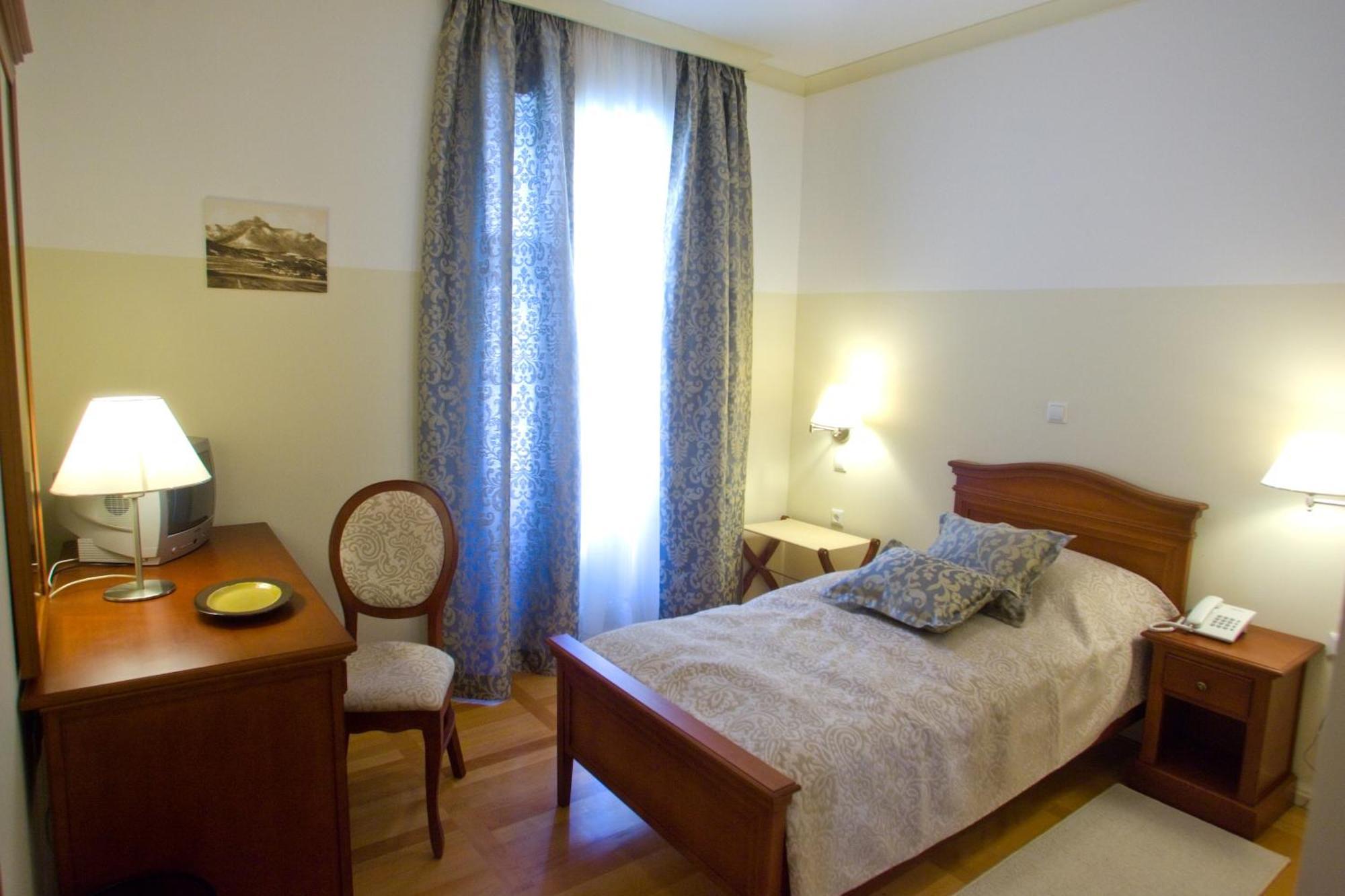 Heritage Hotel Frankopan Ogulin Extérieur photo